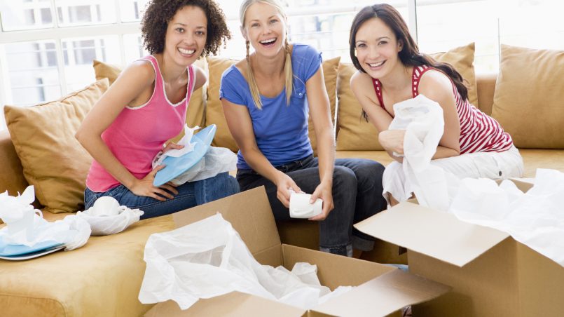 Six Tips for Moving In With Friends